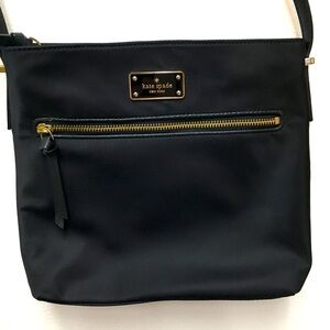 Kate Spade Medium Nylon Crossbody Handbag Black Gold Classic Preppy